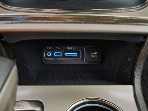 Used 2017 Jeep Grand Cherokee Summit image 27