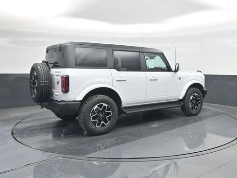 New 2025 Ford Bronco Outer Banks image 15