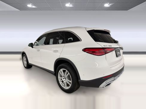 Certified 2026 Mercedes-Benz GLC 300 image 3