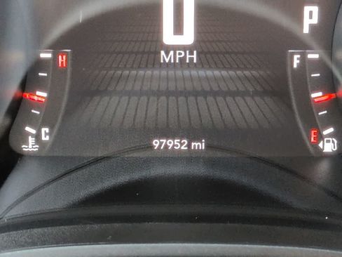 Used 2018 Dodge Challenger SXT RWD image 23