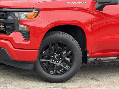 Used 2024 Chevrolet Silverado 1500 Custom RWD image 11