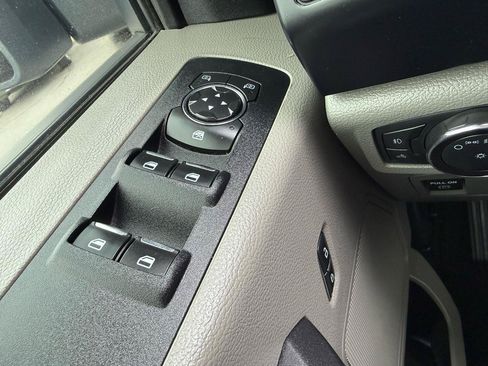 Used 2020 Ford F150 XL w/ Equipment Group 101A Mid AWD/4WD image 25