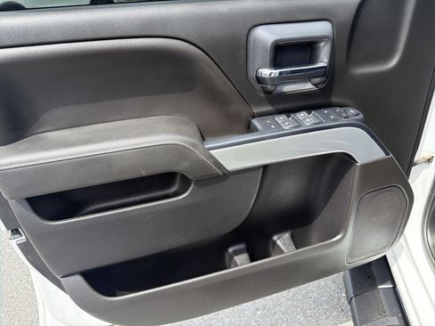 Used 2019 Chevrolet Silverado 1500 LT w/ All Star Edition AWD/4WD image 15