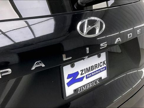 Used 2022 Hyundai Palisade Limited AWD/4WD image 9