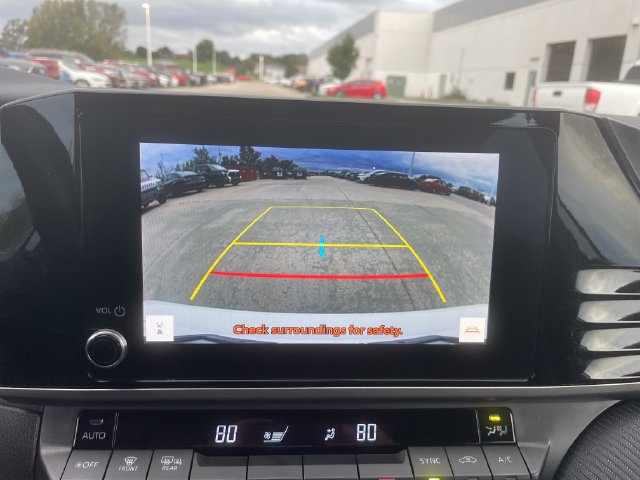 Used 2025 Toyota Camry SE FWD image 14