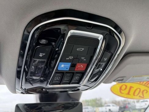 Used 2021 Jeep Grand Cherokee L Overland w/ Luxury Tech Group IV image 35