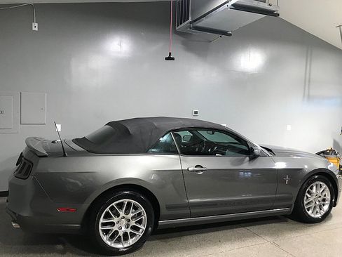Used 2013 Ford Mustang Premium w/ Electronics Pkg RWD image 6