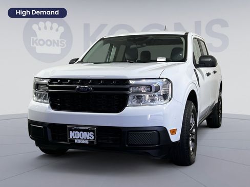 Used 2024 Ford Maverick XLT image 1