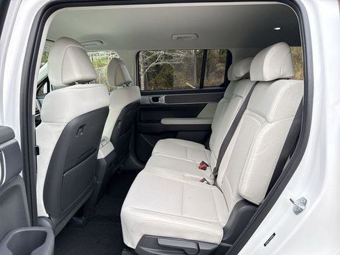 New 2026 Hyundai Santa Fe SE image 26