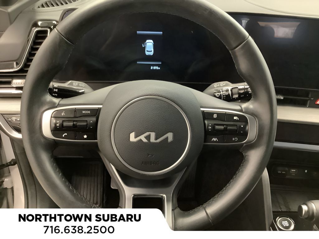Used 2025 Kia Sportage X-Line AWD/4WD image 5