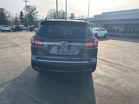 Used 2022 Subaru Ascent Limited w/ Technology Package image 4