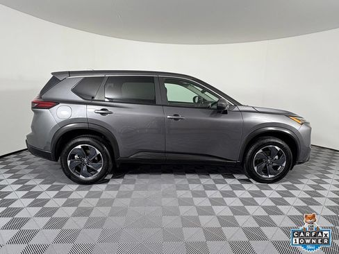 Used 2025 Nissan Rogue SV AWD/4WD image 7