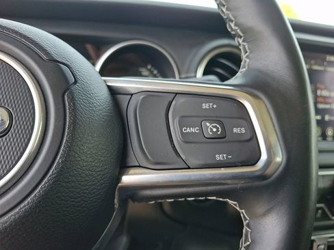 Certified 2023 Jeep Wrangler Unlimited Rubicon 4xe w/ Cold Weather Group AWD/4WD image 22