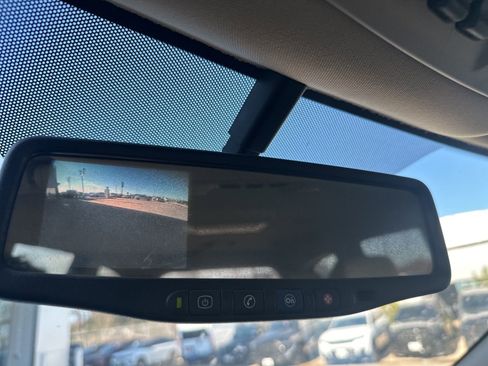 Used 2012 Chevrolet Traverse LT image 20