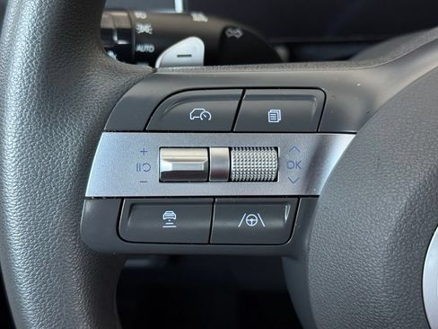 Used 2025 Hyundai Sonata SEL FWD image 25