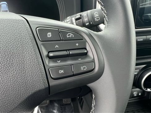 Certified 2026 Hyundai Venue SEL image 33