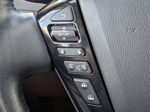 Used 2023 Nissan Armada SL w/ Captain's Chairs Package AWD/4WD image 28