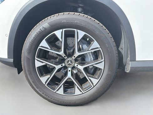 Used 2025 Mercedes-Benz GLC 350e image 41