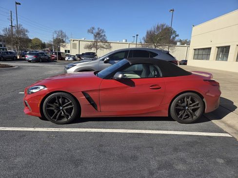 Used 2020 BMW Z4 M40i w/ Executive Package image 4