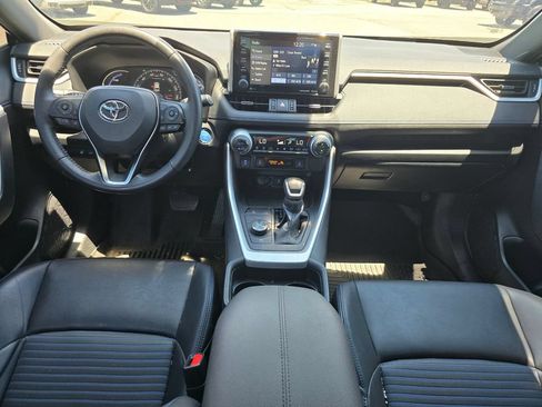 Used 2021 Toyota RAV4 XSE w/ XSE Grade Weather Package AWD/4WD image 5