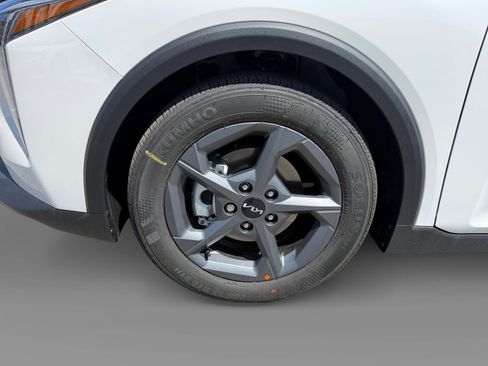 New 2026 Kia K4 LXS image 9