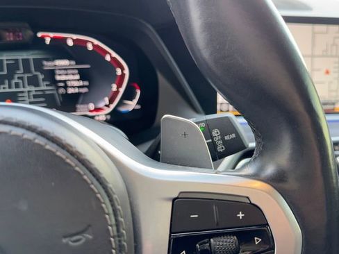 Used 2022 BMW X5 sDrive40i w/ M Sport Package image 18