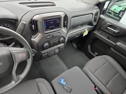 New 2026 Chevrolet Silverado 2500 Custom w/ Custom Value Package AWD/4WD image 15
