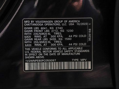 Used 2023 Volkswagen ID.4 Pro S image 52