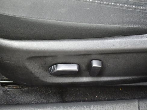 Used 2025 Nissan Altima 2.5 SV image 12