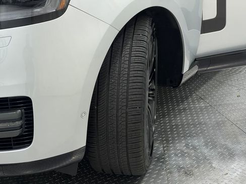 Used 2024 Land Rover Range Rover SE image 35