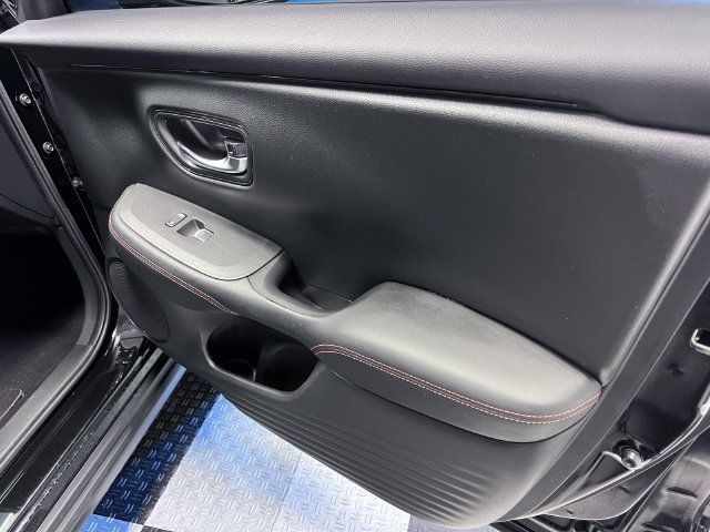 Used 2023 Honda HR-V Sport image 11