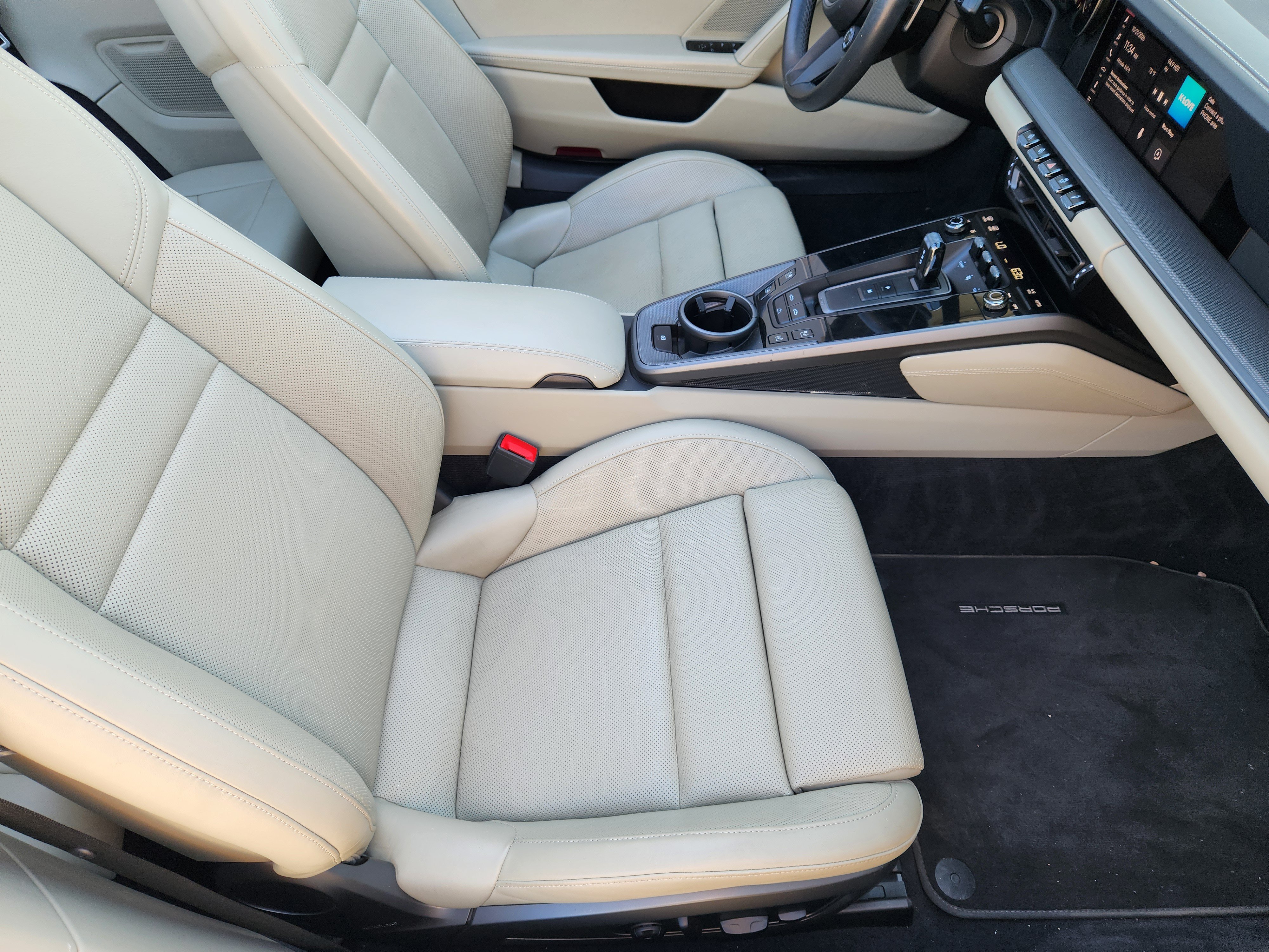 Certified 2020 Porsche 911 Carrera 4S AWD/4WD image 16