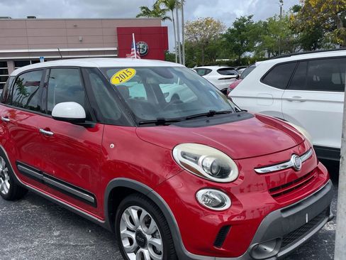Used 2015 FIAT 500L Trekking image 4