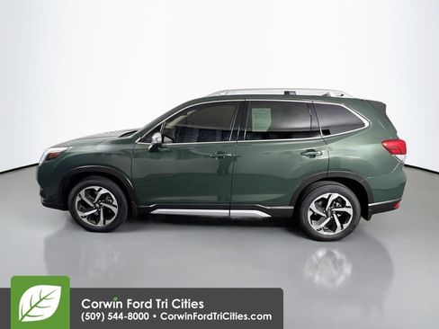 Used 2023 Subaru Forester Touring image 6