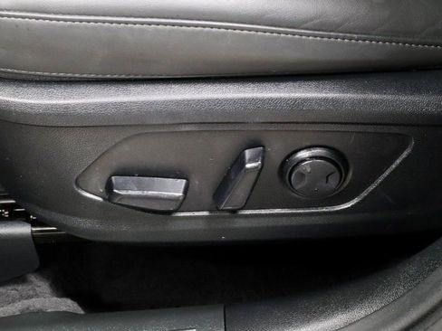 Used 2024 Kia Sorento SX image 28