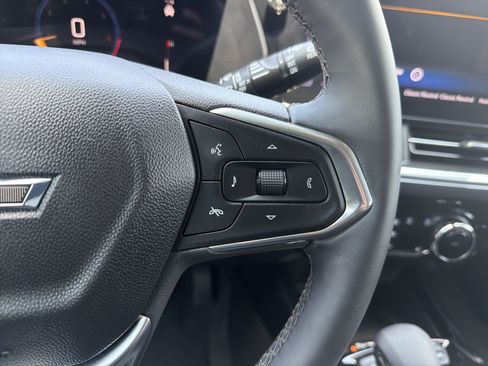 Used 2025 Chevrolet Trax ACTIV w/ Sunroof Package FWD image 20