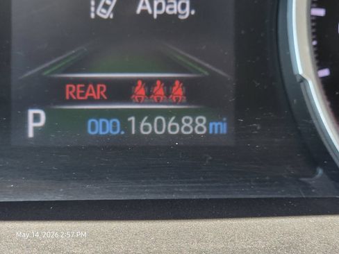 Used 2022 Toyota RAV4 XLE w/ Convenience Package FWD image 32