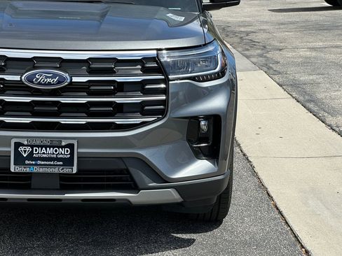 New 2026 Ford Explorer Active w/ Active Comfort Package RWD image 13