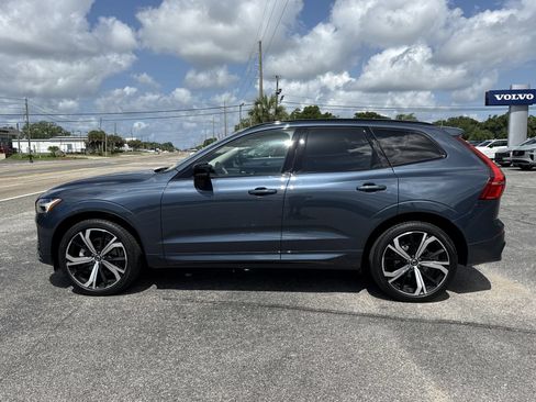 Certified 2024 Volvo XC60 B5 Ultimate w/ Protection Package Premier AWD/4WD image 2