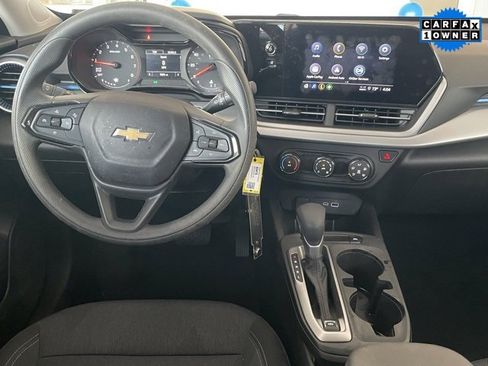 Used 2024 Chevrolet Trax LS image 15