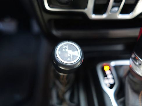 Used 2021 Jeep Wrangler Unlimited Sahara image 24