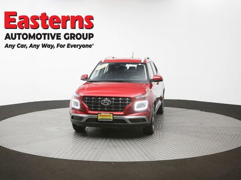 Used 2025 Hyundai Venue Limited image 53