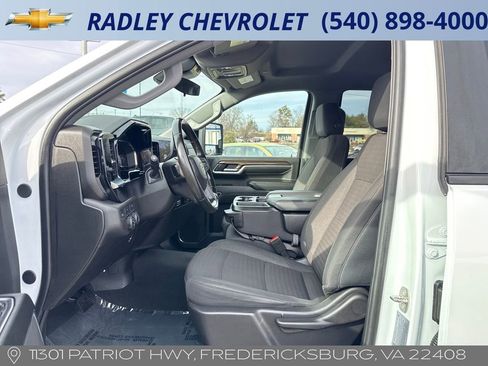 Certified 2024 Chevrolet Silverado 2500 LT image 10