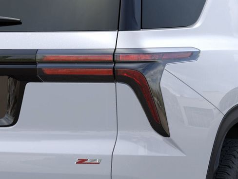 New 2026 Chevrolet Traverse Z71 w/ Driver Confidence Package AWD/4WD image 35