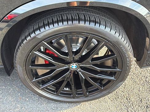 Used 2022 BMW X5 sDrive40i w/ M Sport Package RWD image 13