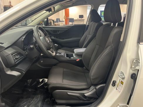 Used 2023 Subaru Outback 2.5i image 12