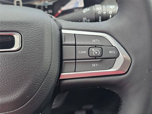 New 2026 Jeep Compass Latitude AWD/4WD image 23