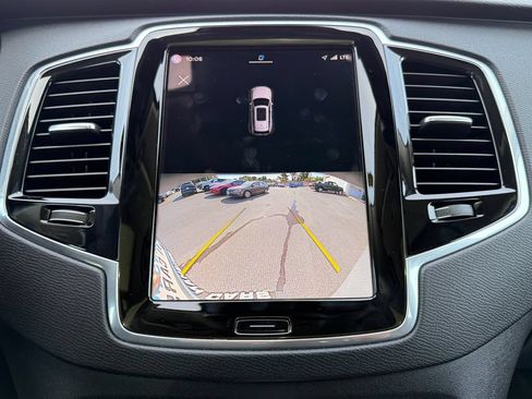 Used 2023 Volvo XC90 B6 Plus w/ Protection Package Premier AWD/4WD image 15