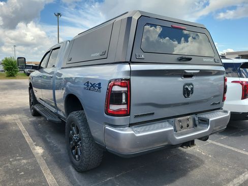 Used 2020 RAM 2500 Big Horn w/ Night Edition AWD/4WD image 4