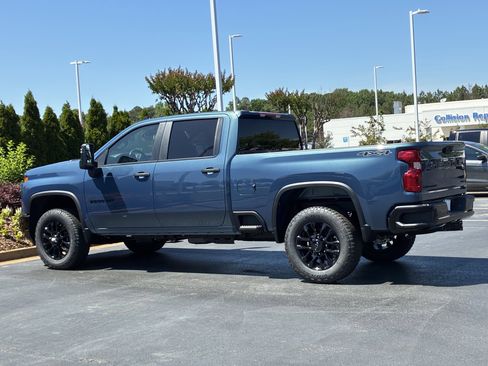 New 2026 Chevrolet Silverado 2500 Custom w/ Custom Value Package AWD/4WD image 10